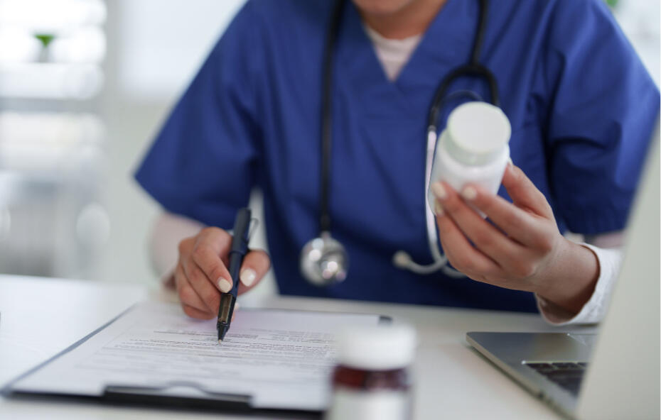 pharmacist compounding medications